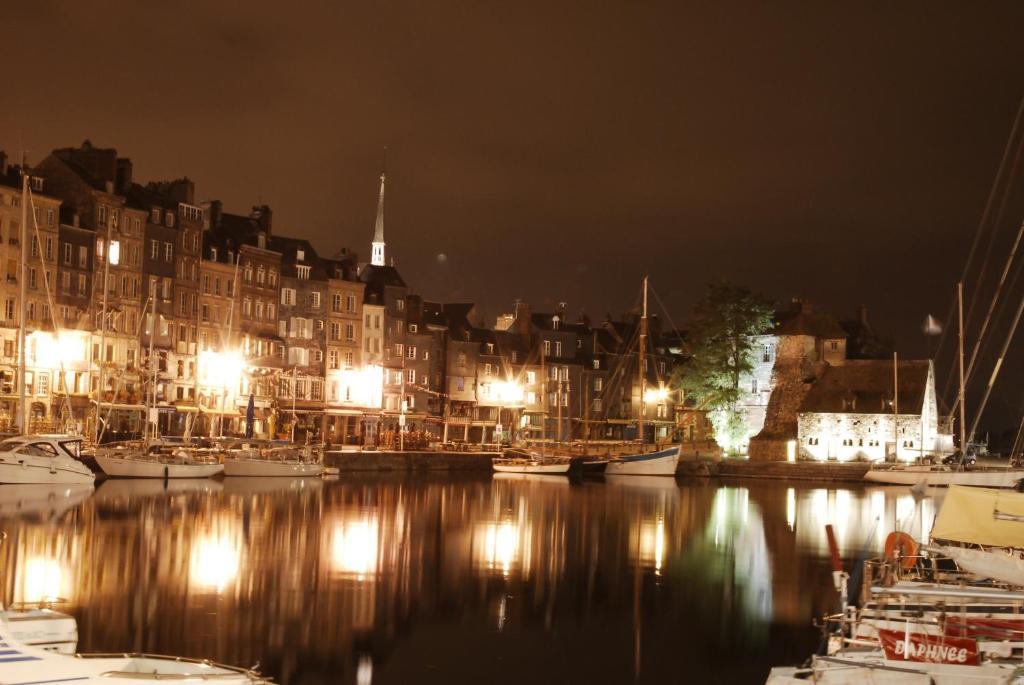 A La Terrasse Coeur Honfleur Apartment Екстериор снимка